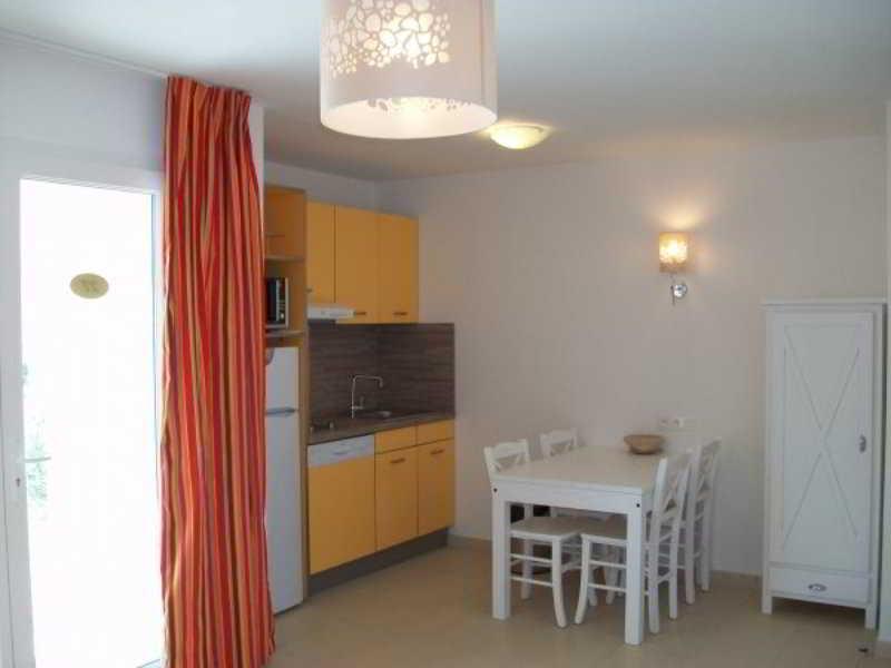 Residence Odalys Les Villas De Bel Godere Belgodere  Exterior photo